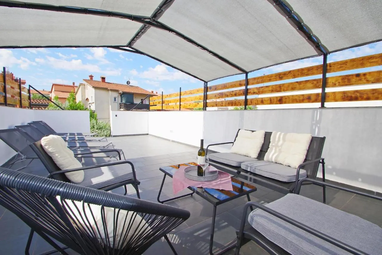 Holiday Apartment Dominik
